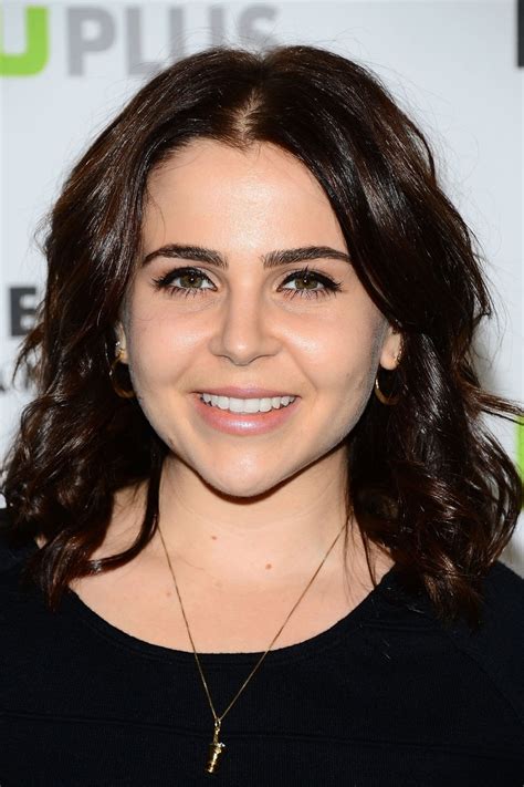 mae whitman